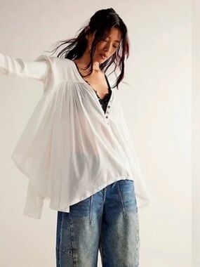 We The Free White V-Neck Flowy Tunic